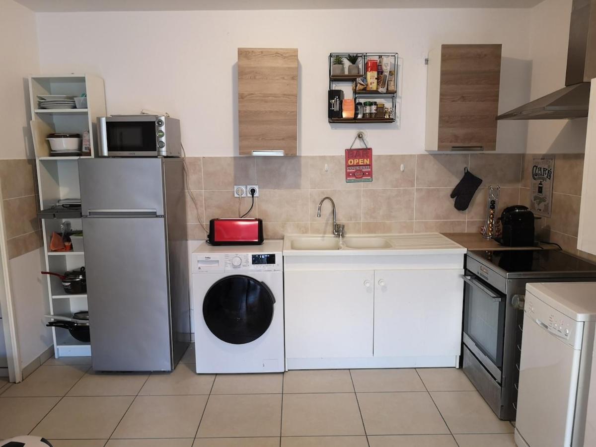 Apartament Quiet Charming T2 With Terrace 5Km From Lyon Dardilly Zewnętrze zdjęcie